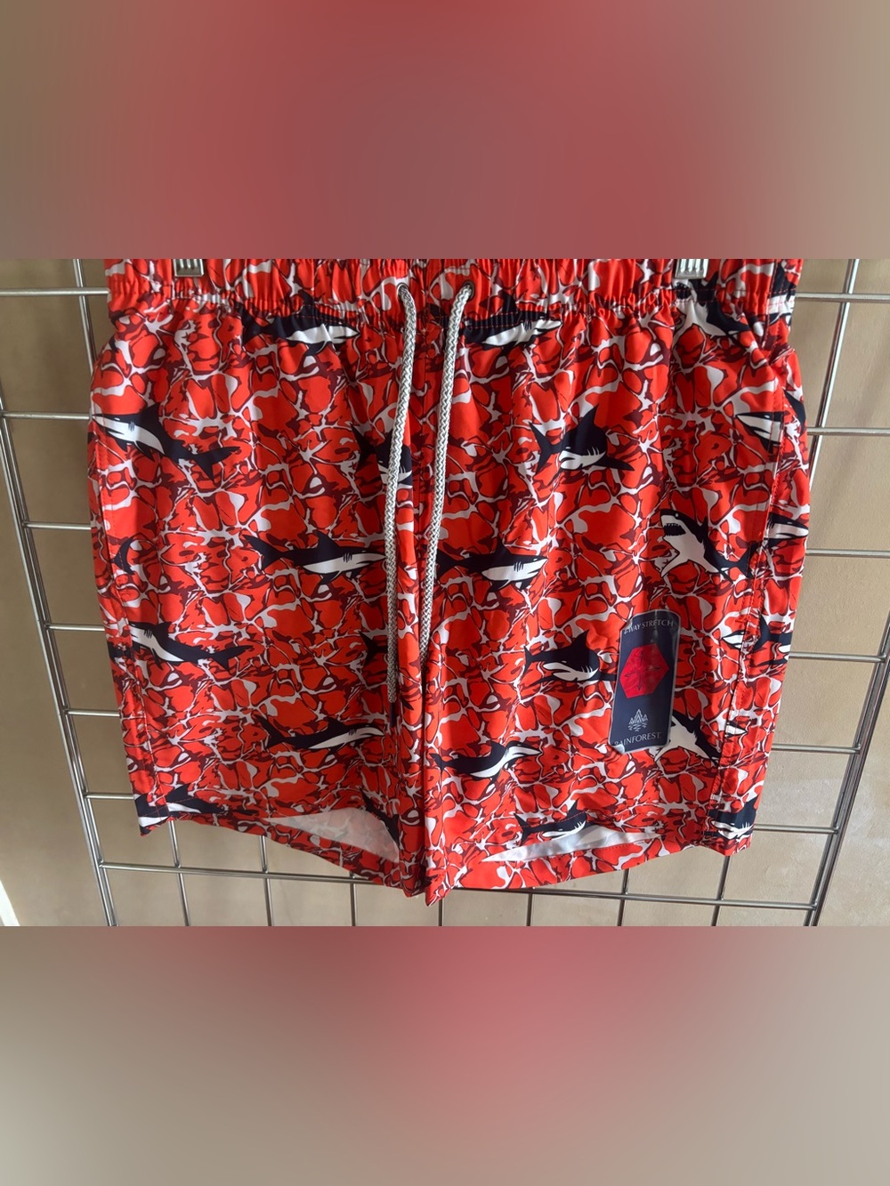 RAINFOREST Shark Swim Shorts Men’s Sz S 4 Way Stretch